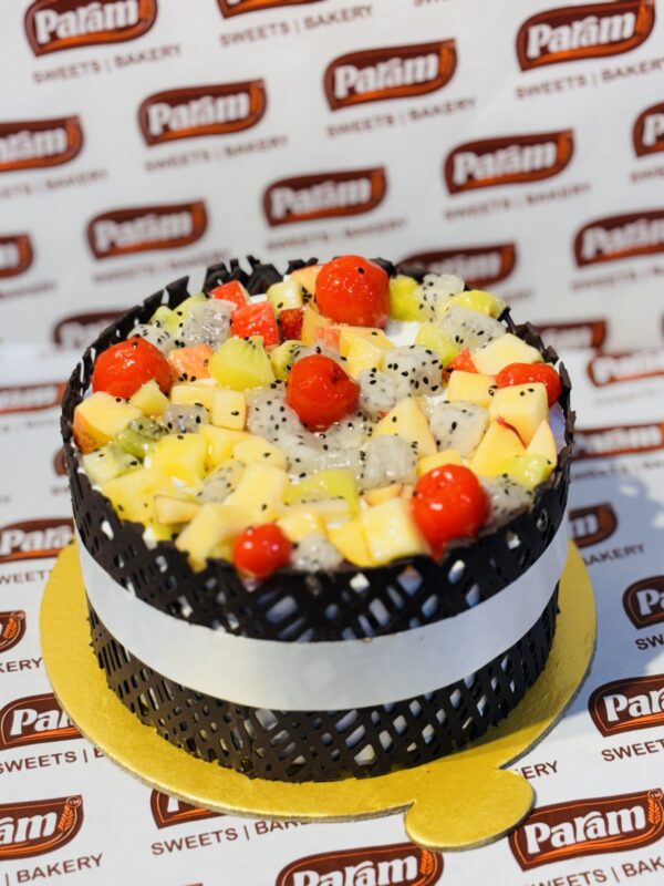 Fresh Fruit Cake