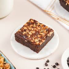 Walnut Brownie Dry Cake