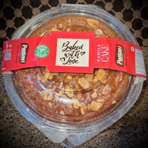 Round Vanila Dry Cake